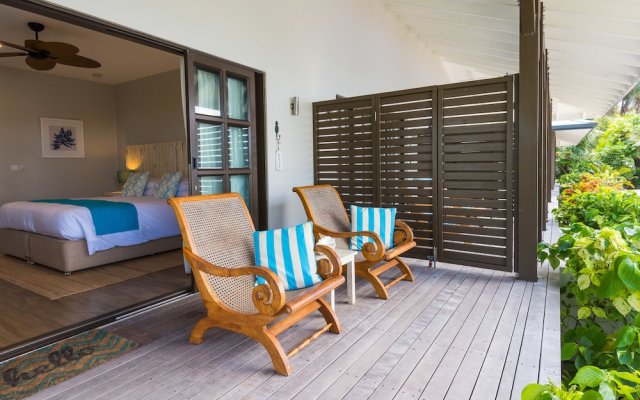 Le Nautique - Luxury Waterfront Hotel in La Digue, Seychelles from 355$, photos, reviews - zenhotels.com balcony