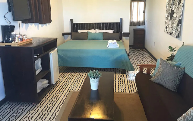 Parham Plaza Hotel