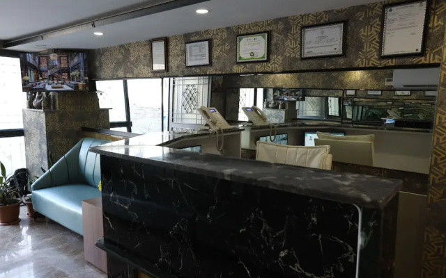 Askadar Çatı Otel