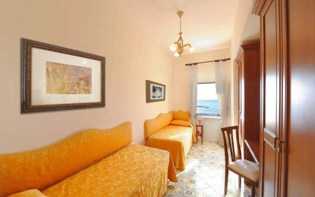 Villa Costanzo