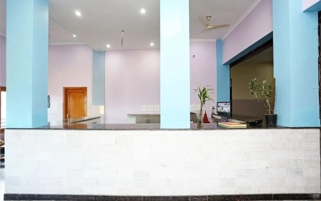 Oyo 19638 Hotel Jay Continental