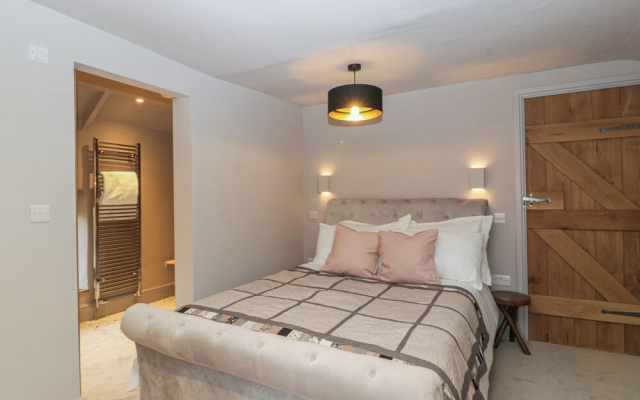 Tawny Cottage