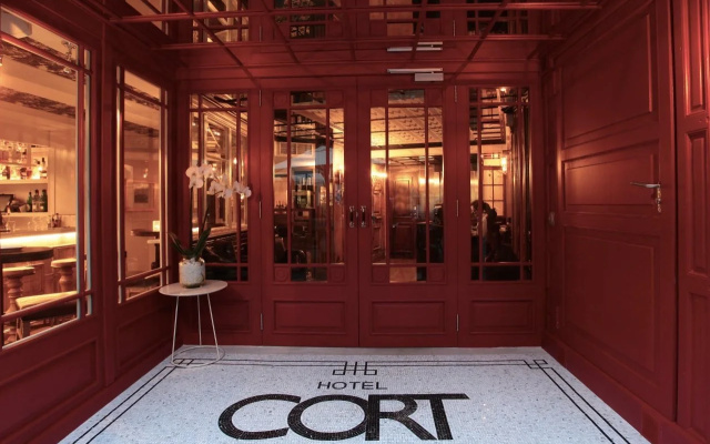 Hotel Cort
