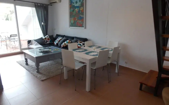 Attractive Apartment Near Puerto Banus