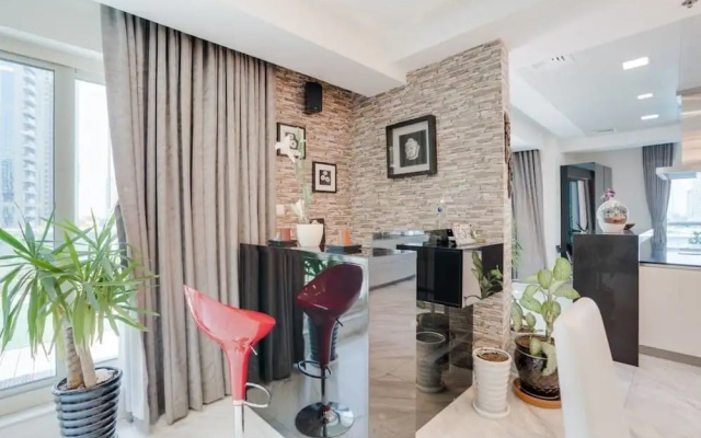 Vast Apt With Stunning Views of Dubai Marina