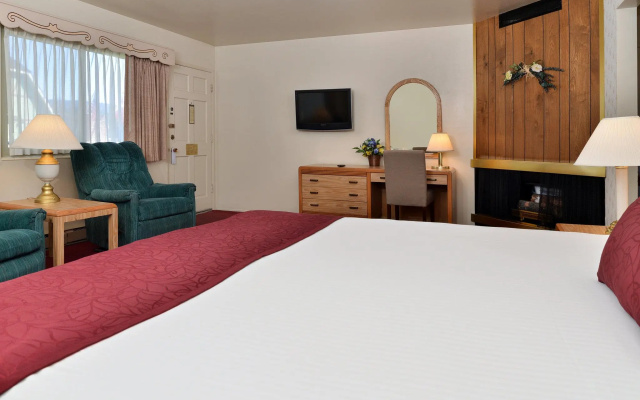 Svendsgaard's Danish Lodge Americas Best Value Inn