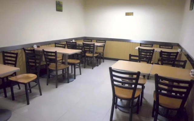 Sanhe Jieshen Business Hotel