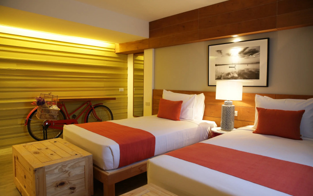 Nandha Hotel