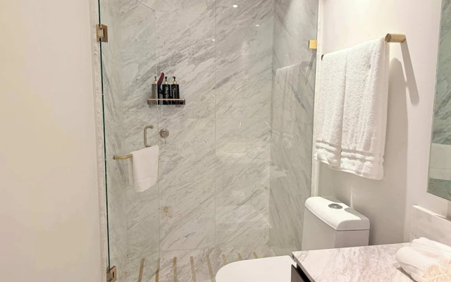Bolongo 3BR Your Exclusive Oceanfront Escape