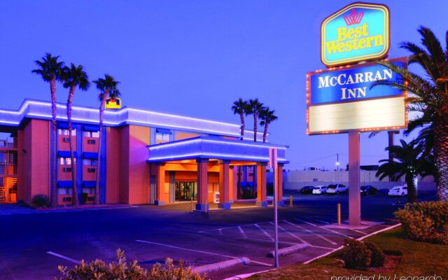 Отель Best Western McCarran Inn США, Лас-Вегас - отзывы, цены и фото номеров - забронировать отель Best Western McCarran Inn онлайн вид на фасад