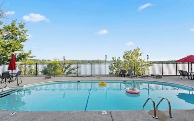 Enjoy Lakeside Fun Lakeview At Table Rock!