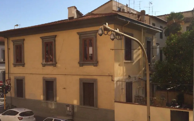 L'Aranceto&Stilnovo Guest House Di Toka Alfons