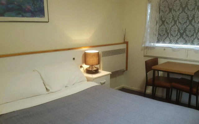 Clunes Motel