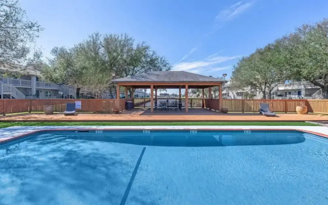 Pelican Bay-galveston s Hideaway