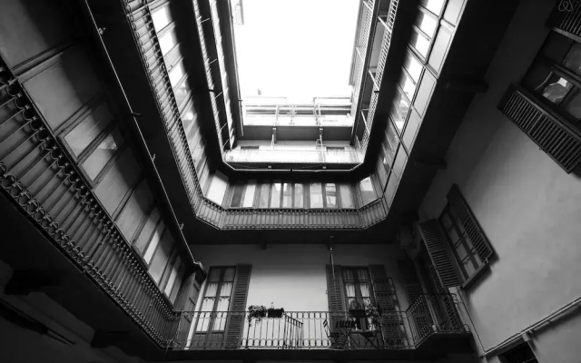 Casa Milano - Modernist Marvel