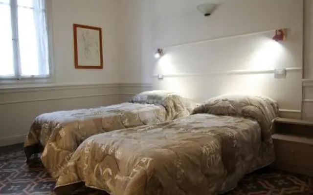 Max Apartment