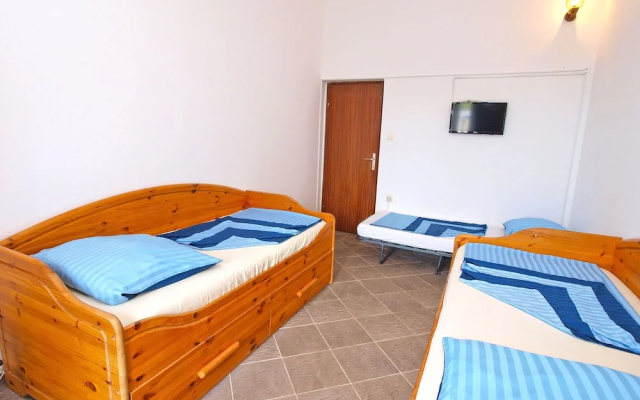 Apartments Ivan 65