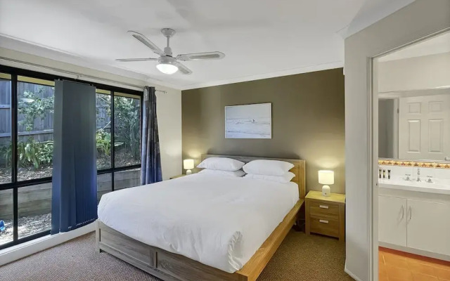 Our Haven: 4-bed Escape Near Beach & Mogo Trails