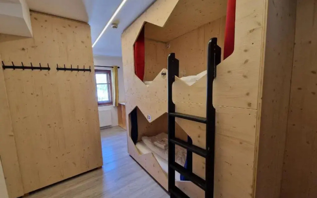Stanton Hostel