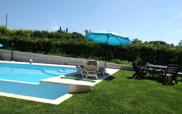 Residence Tasso Canossa - appartamento con piscina