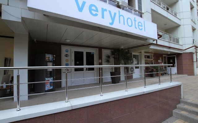 VeryHotel в Сочи - забронировать гостиницу VeryHotel, цены и фото номеров вид на фасад