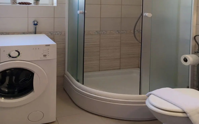 Spacious Apartment in Novalja near Sea