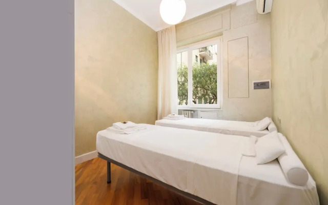 Spacious flat with Balcony