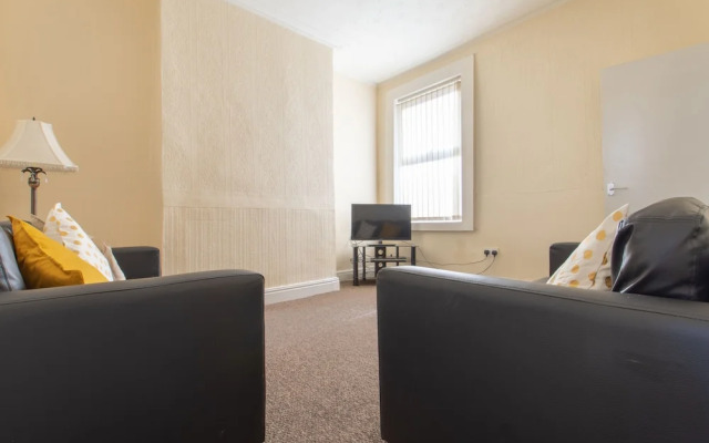 Charming 4-bed, Pet Friendly House in Liverpool