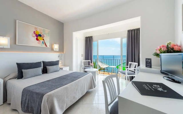Hotel Cenit & Apts. Sol y Viento