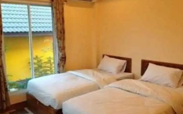 Phuaroon Resort(ภู่อรุณ รีสอร์ท)
