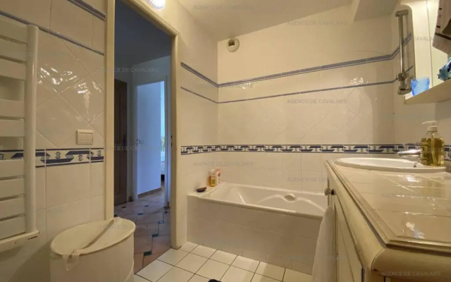 Appartement Cavalaire-sur-Mer, 4 pièces, 6 personnes - FR-1-100-279