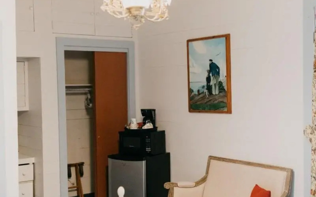 Bois Des Chenes Bed & Breakfast Inn