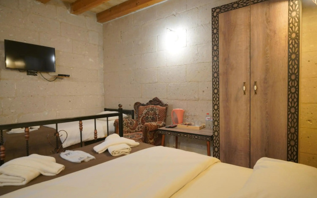 View Cave Hotel