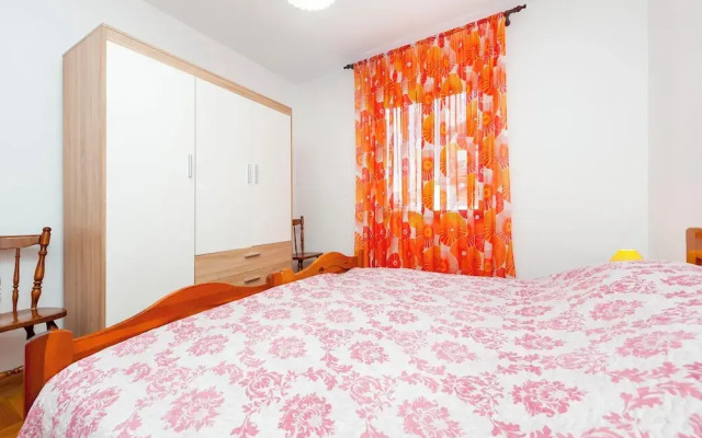 Apartment Eda