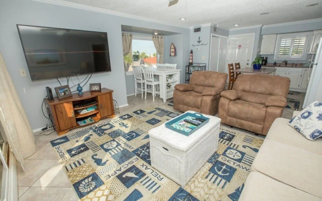 Sandpiper Cove 2119 1 Bedroom Condo by RedAwning