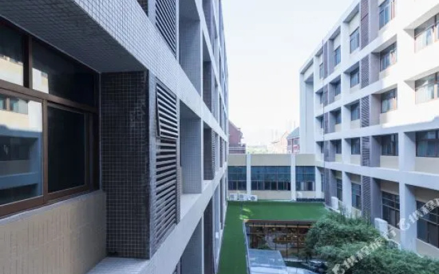 Putian Golden Bay Hotel (Wanda Plaza Branch)