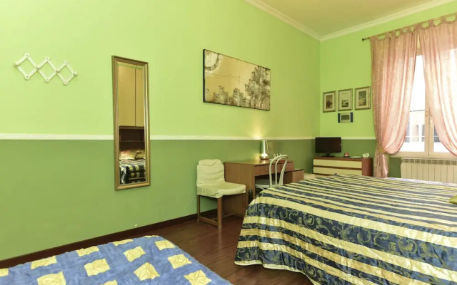 Nicole Rooms