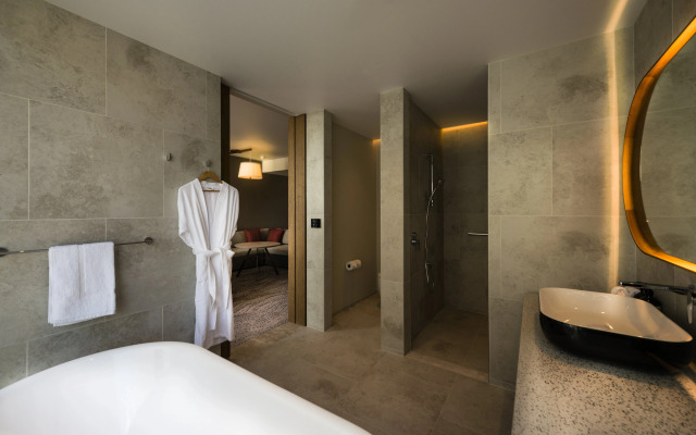 Crowne Plaza Hobart by IHG