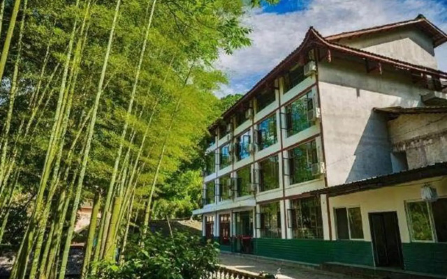Jieya Hotel