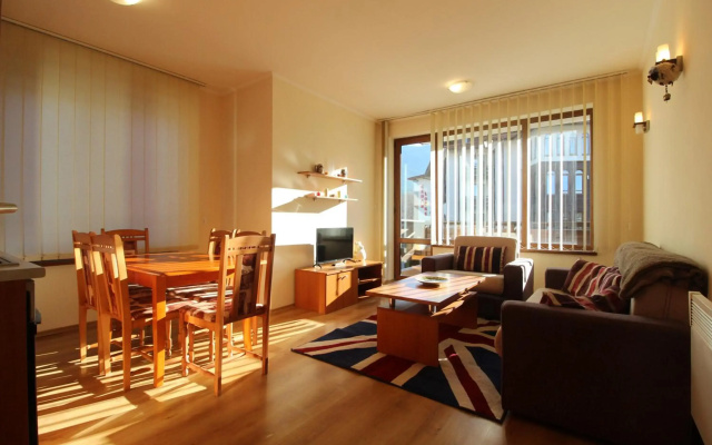 2 bedroom apartment near Gondola