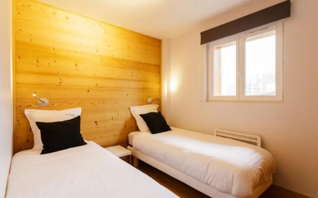 Appartement Chic En Pied de Pistes En Plein Centre de Station