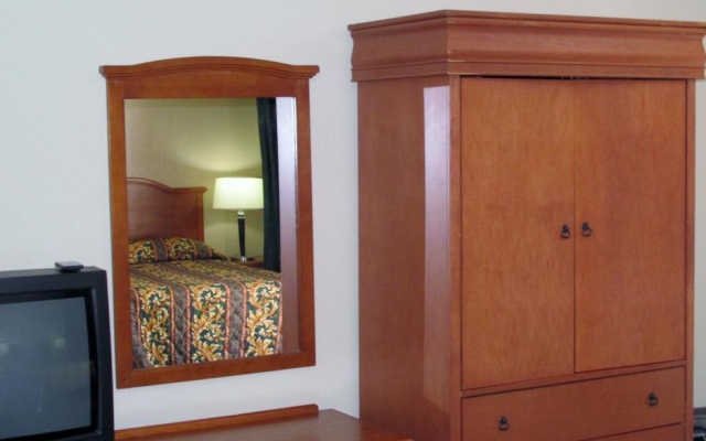 Country Inn Motel
