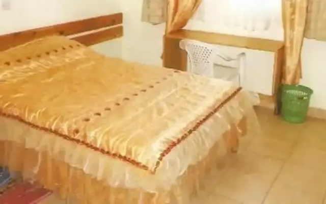 Golden Palm Breeze Hotel