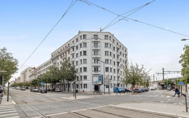 Bright flat with balcony in Lyon city center - Welkeys