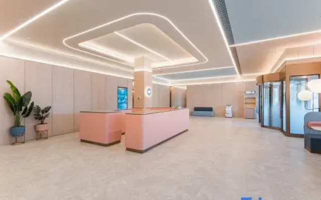 HanTing Hotel (Hunchun Government Service Hall)
