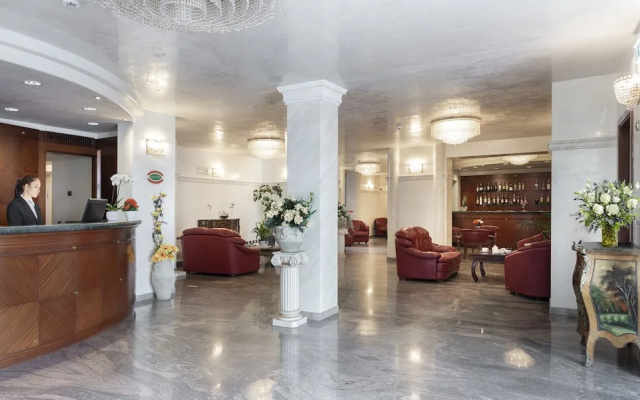 Hotel Gallia Palace