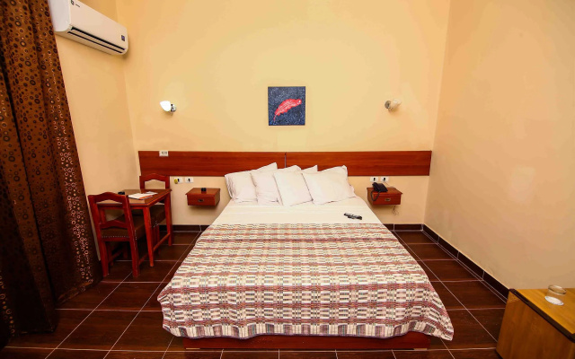 Lyly Hostel