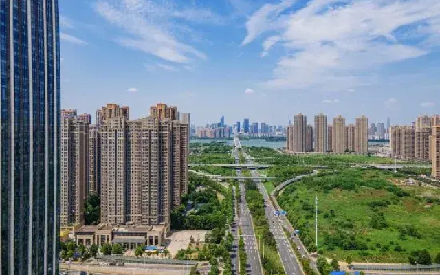 Star hotel (Wuhan Jiangcheng Avenue International Expo Center store)