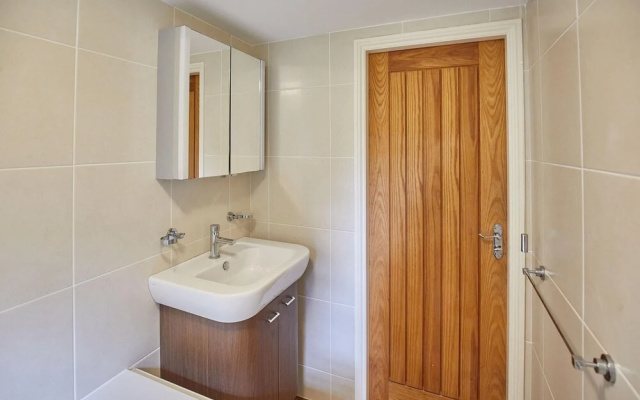 Host Stay Willow Lodge