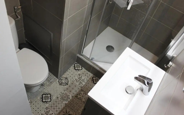 Appartement Les Menuires, 1 pièce, 2 personnes - FR-1-452-71